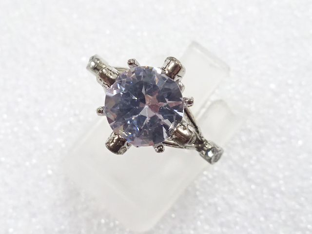 JAPANESE KIMONO / ANTIQUE CRYSTAL RING (SIZE 11)